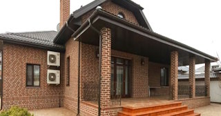 Строительство домов из кирпича с мансардой в чусовом | от 3707 рублей